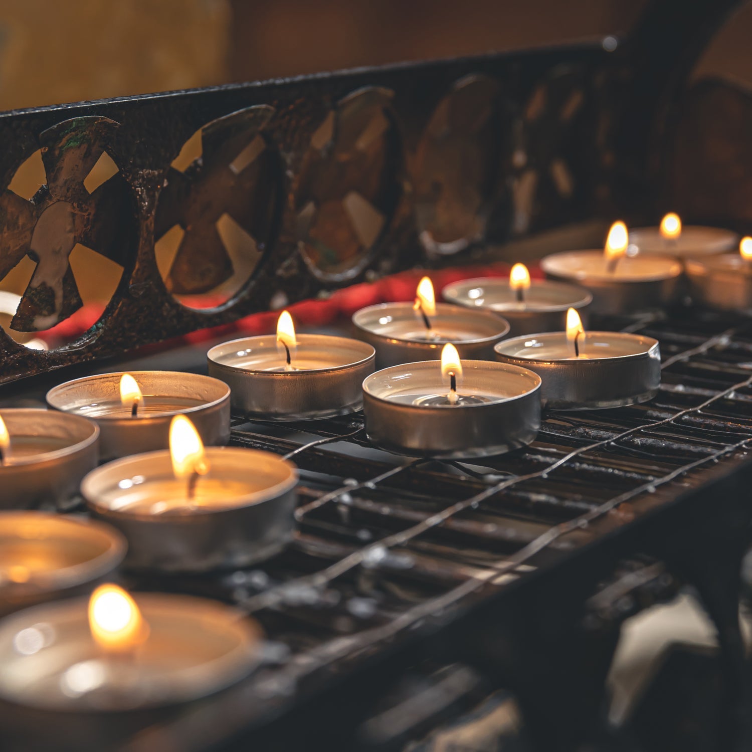 Decorative color candles, perfect for gifts and room ambiance