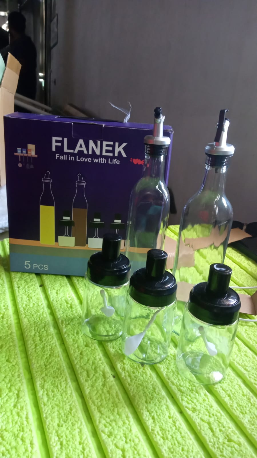 Transparent Glass Oil Dispenser 500 ML Bottle Set of 2, Spice Jar 250 ML Set of 3 (5pcs set)